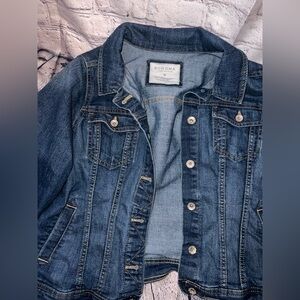 Cute Jean jacket.